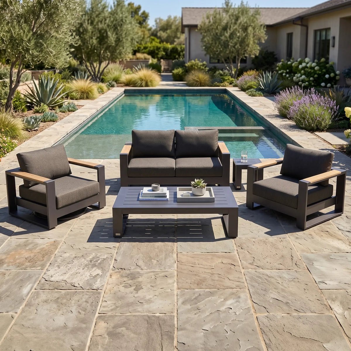 Ryder XL 5 Piece Loveseat Chat Group